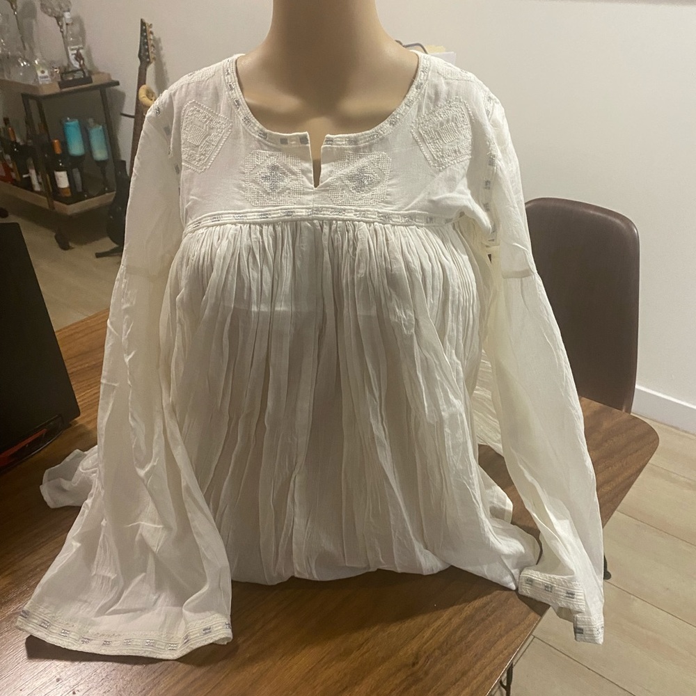 White blouse for woman size M/L 100% cotton .